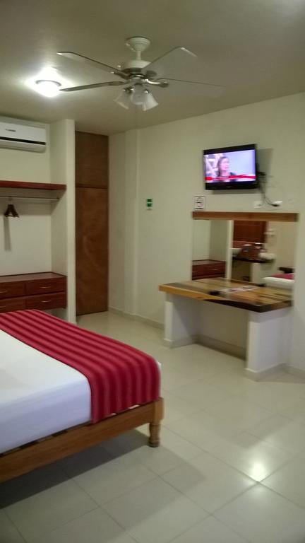 Auto Hotel Paraiso Inn Palenque Værelse billede