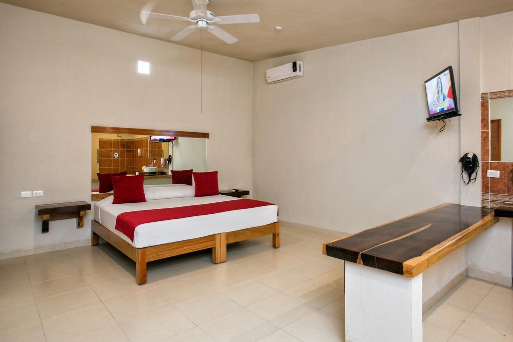 Auto Hotel Paraiso Inn Palenque Værelse billede