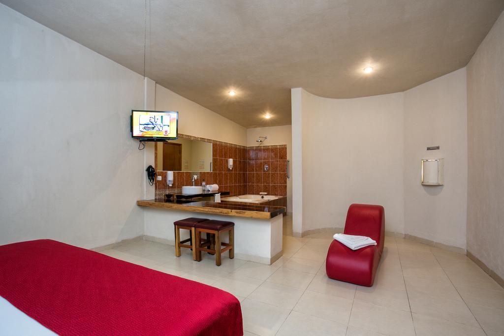 Auto Hotel Paraiso Inn Palenque Værelse billede